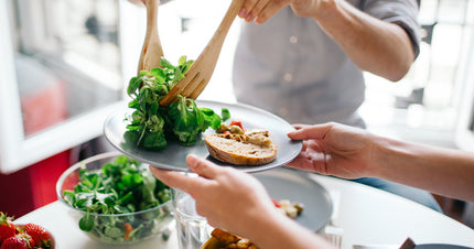 Probiotics vs Prebiotics: What’s the difference?